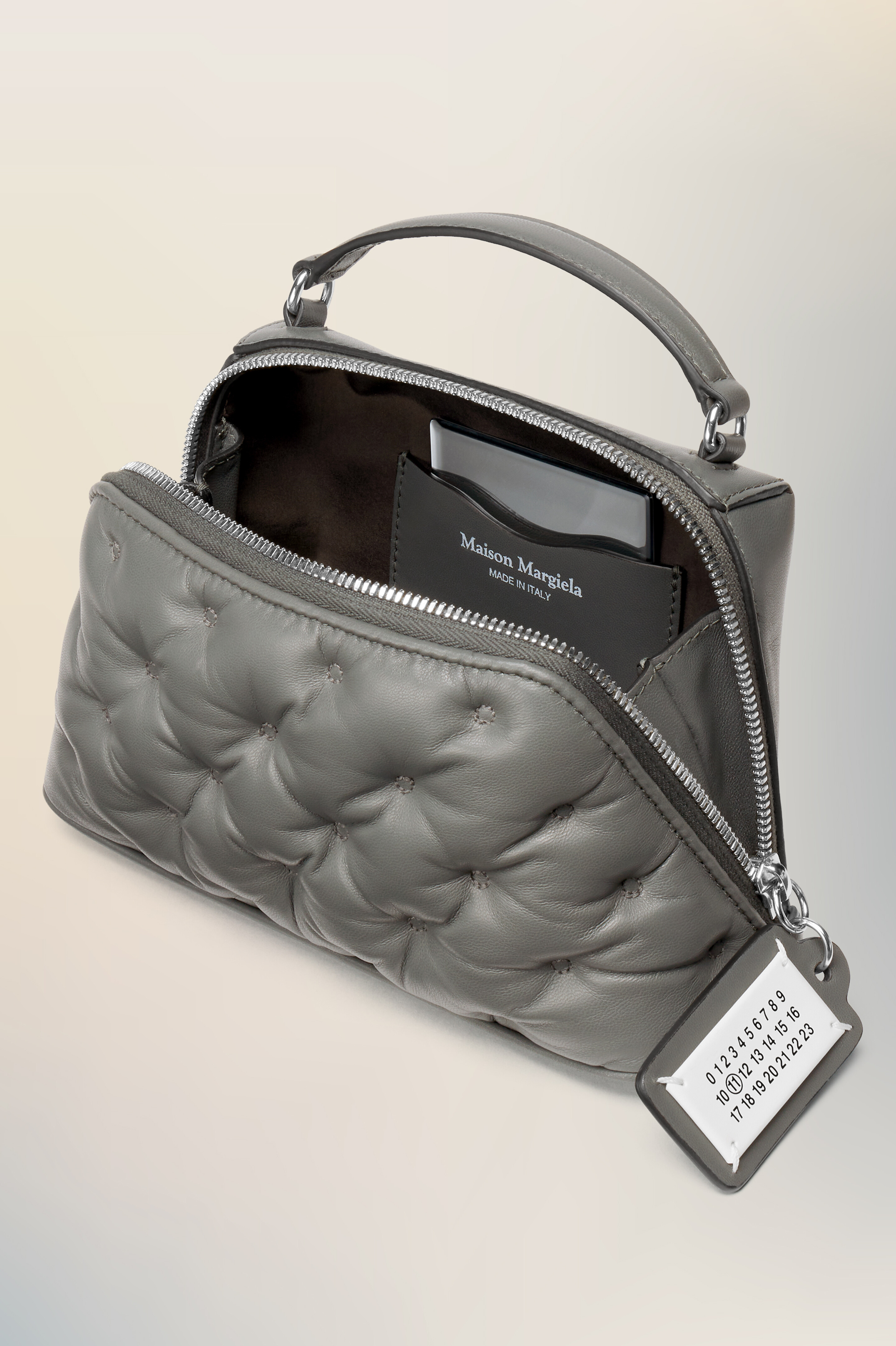 Sac bandoulière Glam Slam Trapezoid Bag gris en cuir Gris caillou