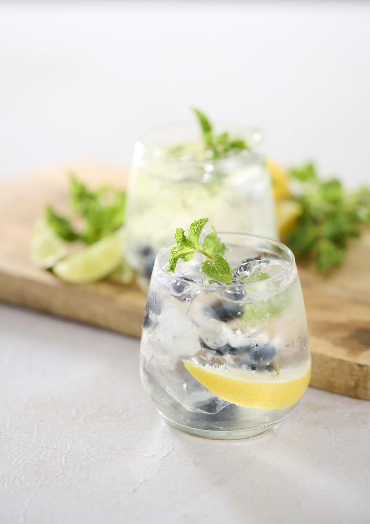 Angelica karaffel og vannglass Klart glass, 1 liter karaffel med 4stk vannglass.