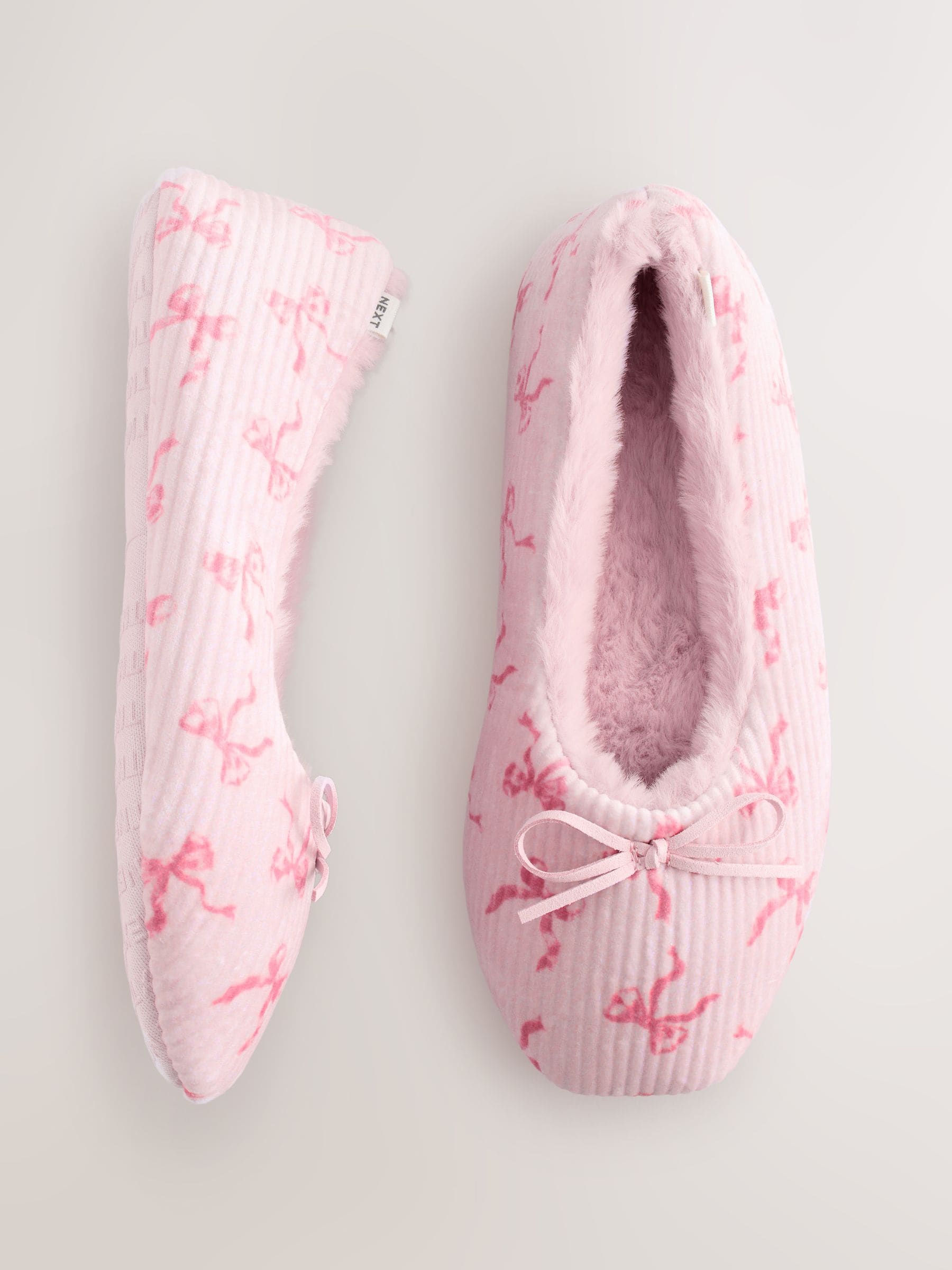 Roze met strik - Ballerinapantoffels van ribfluweel