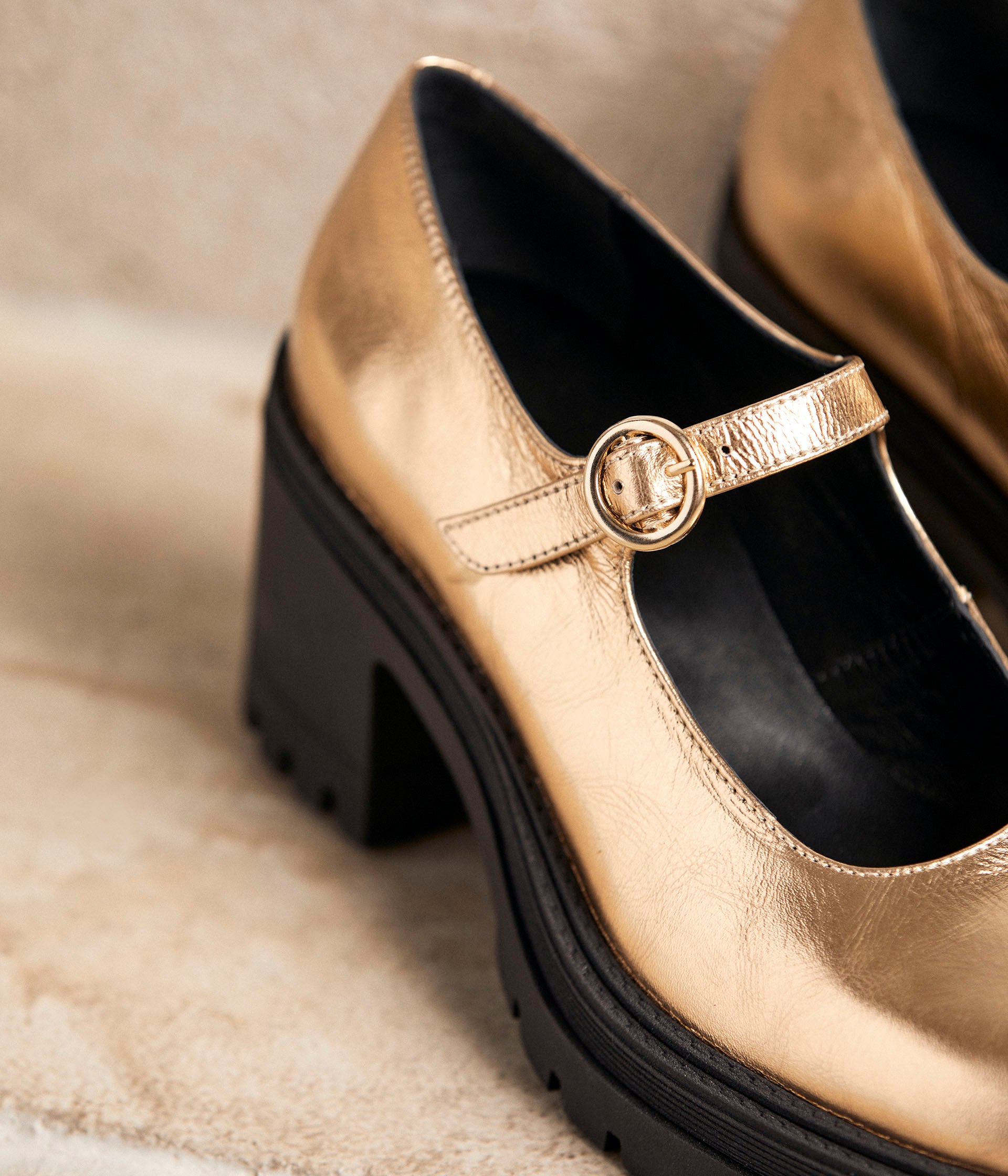 Babies cuir doré Anae