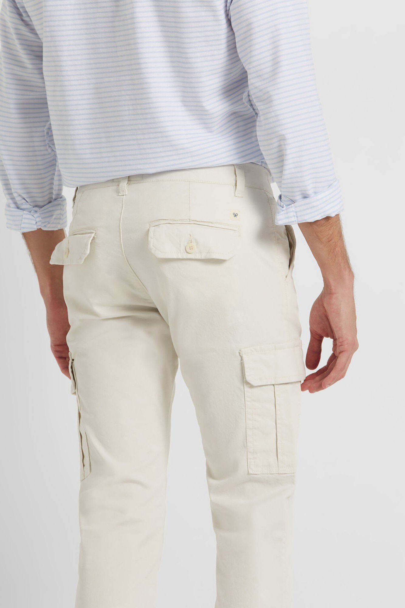 Calça esportiva cargo cor pedra - Marfim