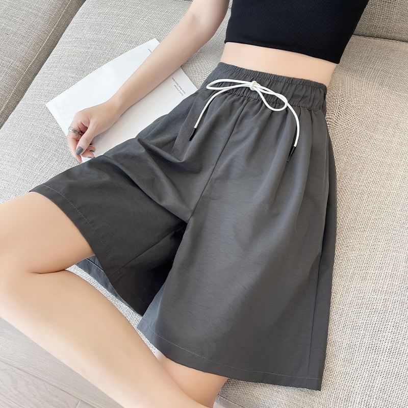OGAWA - Hoge taille, effen shorts met trekkoord