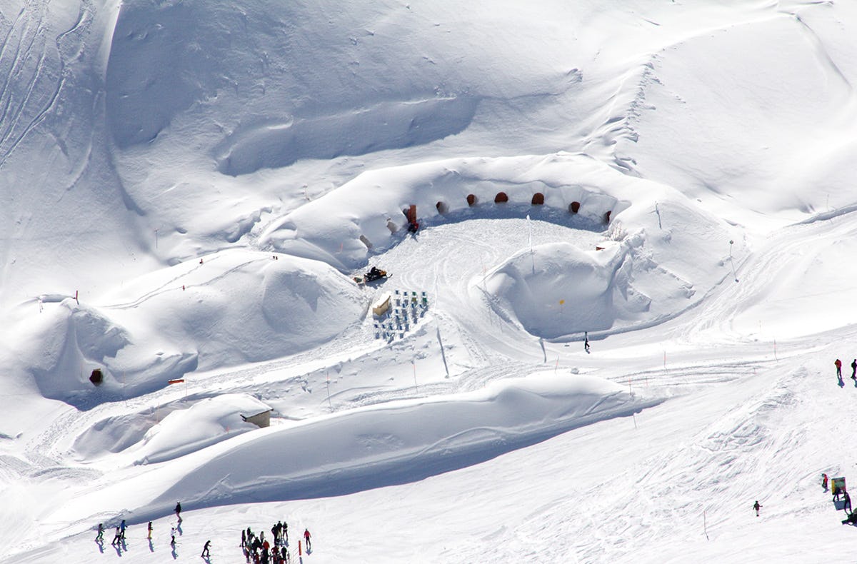 Iglu-Übernachtung in Oberstdorf als romantisches Geschenk