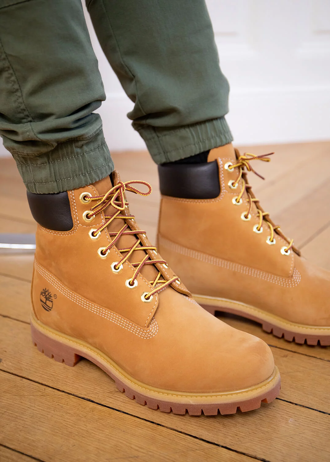 6 INCH PREMIUM BOOT 10061 WHEAT NUBUCK