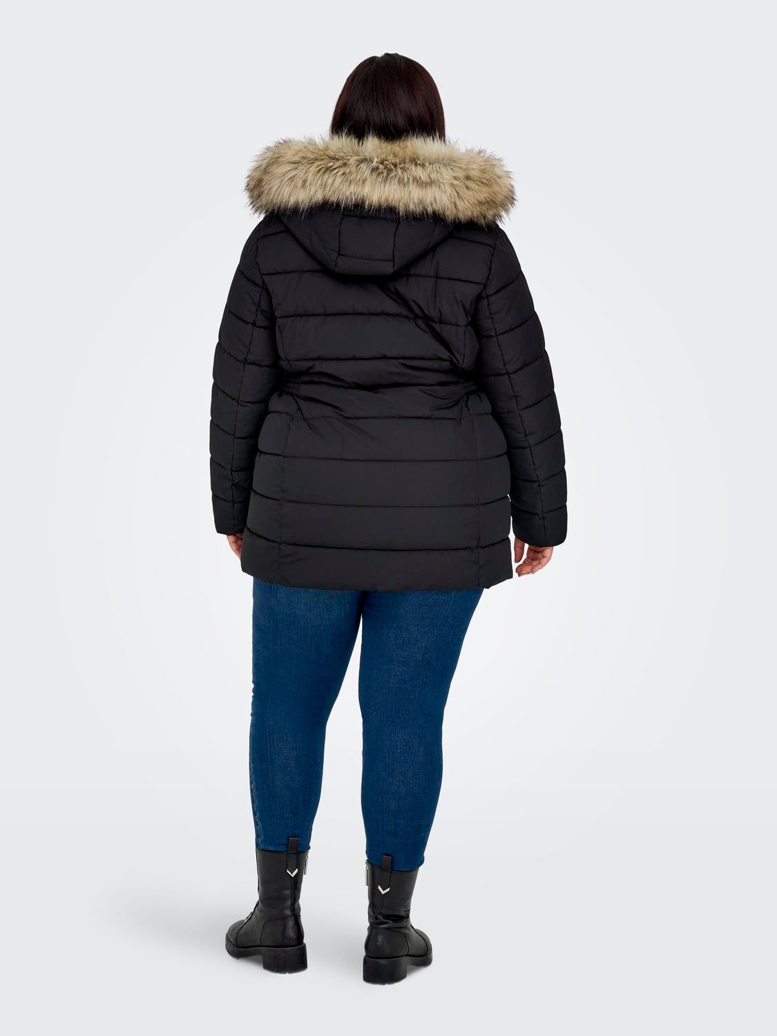 CARNEWLUNA Steppjacke Black