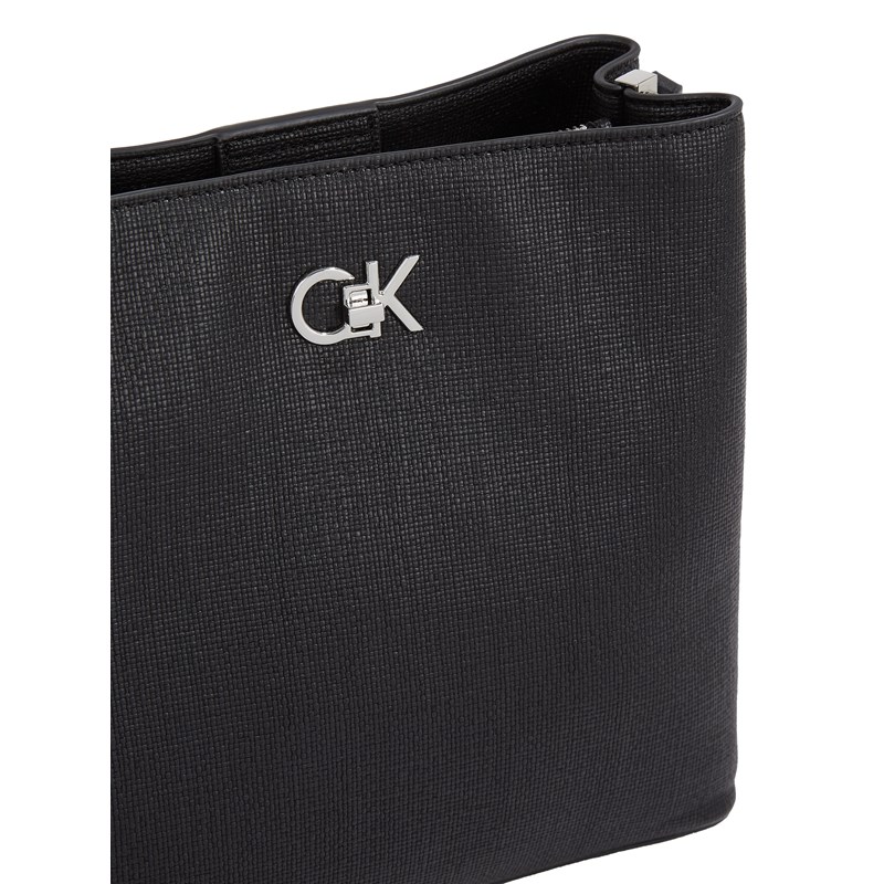 Calvin Klein<br>Skuldertaske CK Bucket Tex