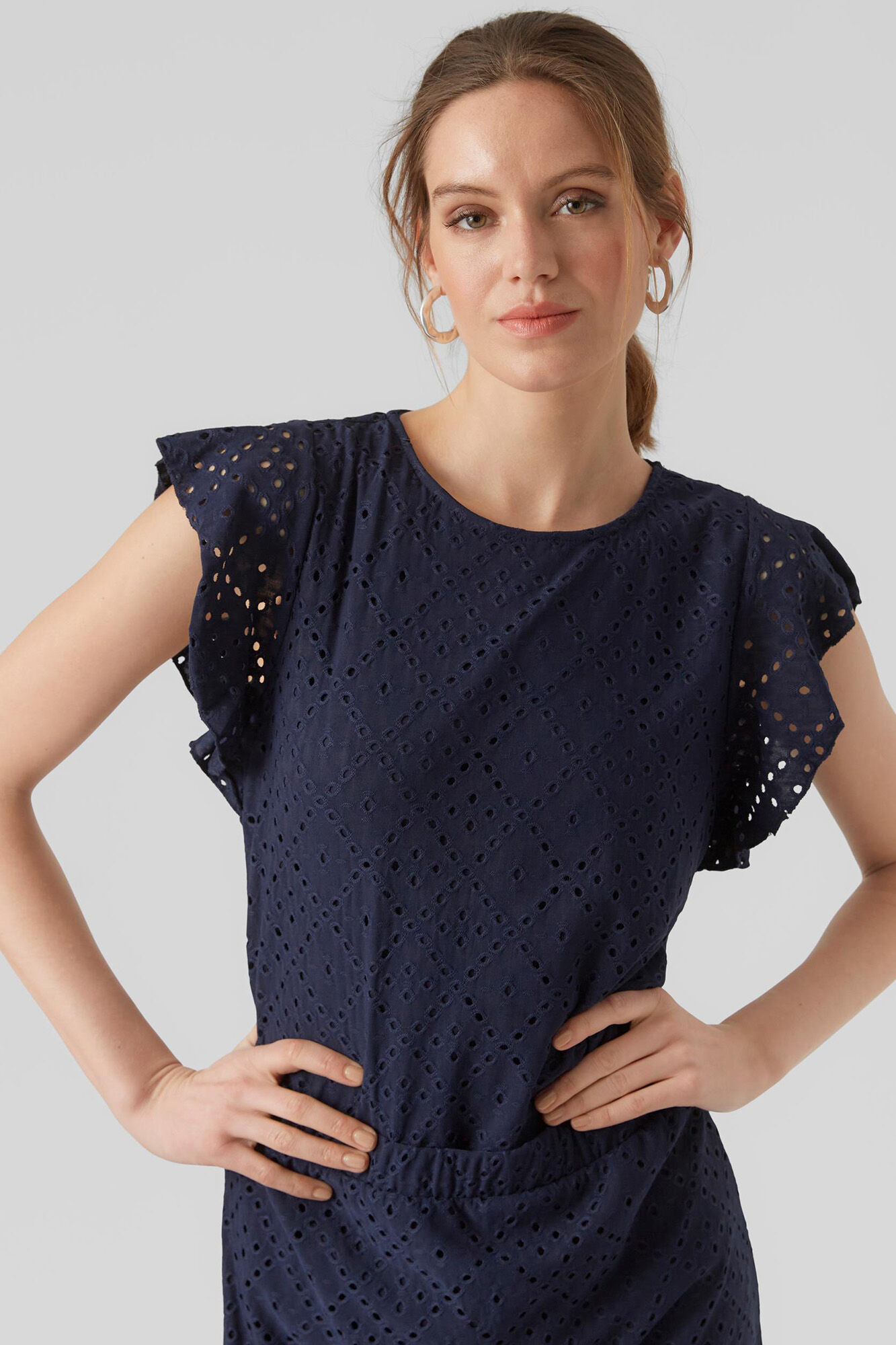 Blusa feminina vazada com mangas franzidas - Azul marinho
