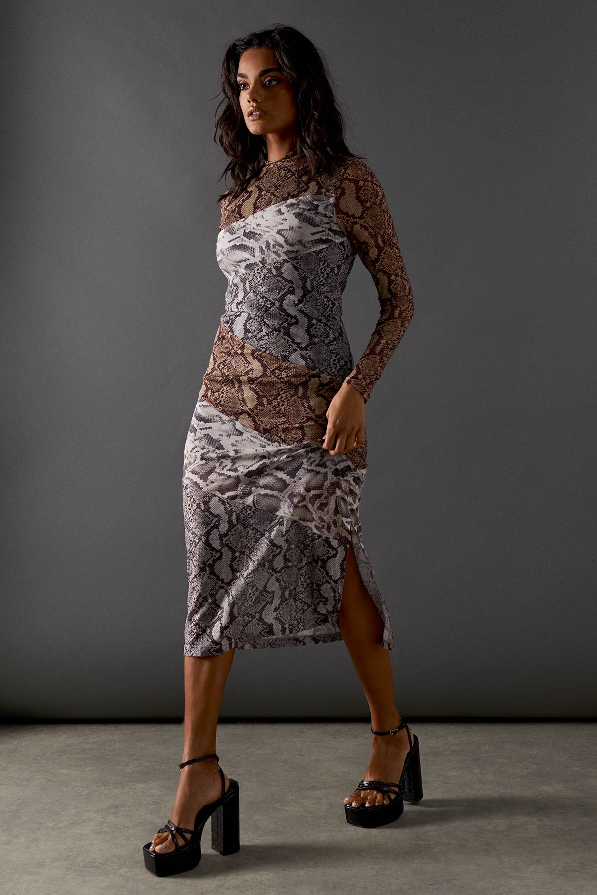 Warehouse Robe Mi-Longue en Maille Imprimé synthétique à Panneaux