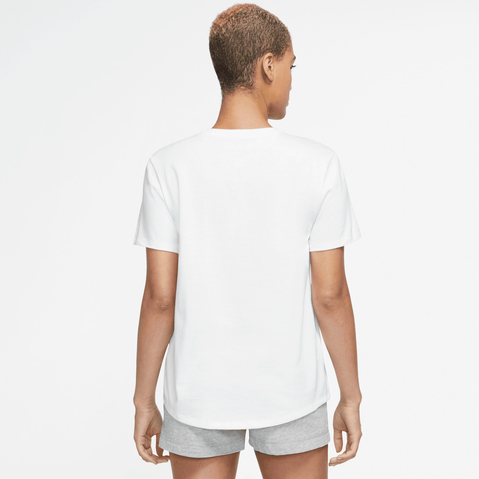 Nike Sportswear T-Shirt »W NSW CLUB SS TEE«, 1 Stk.