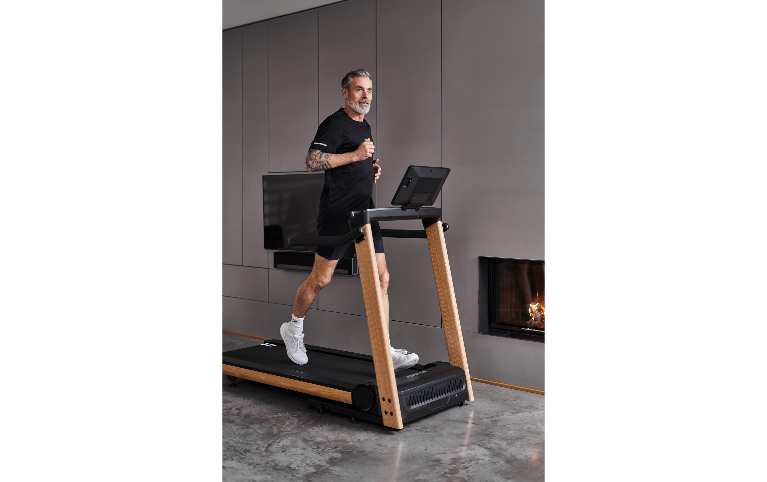 Laufband Q.Vadis 12.0 NorsK<br>Laufband mit edlem Echtholz