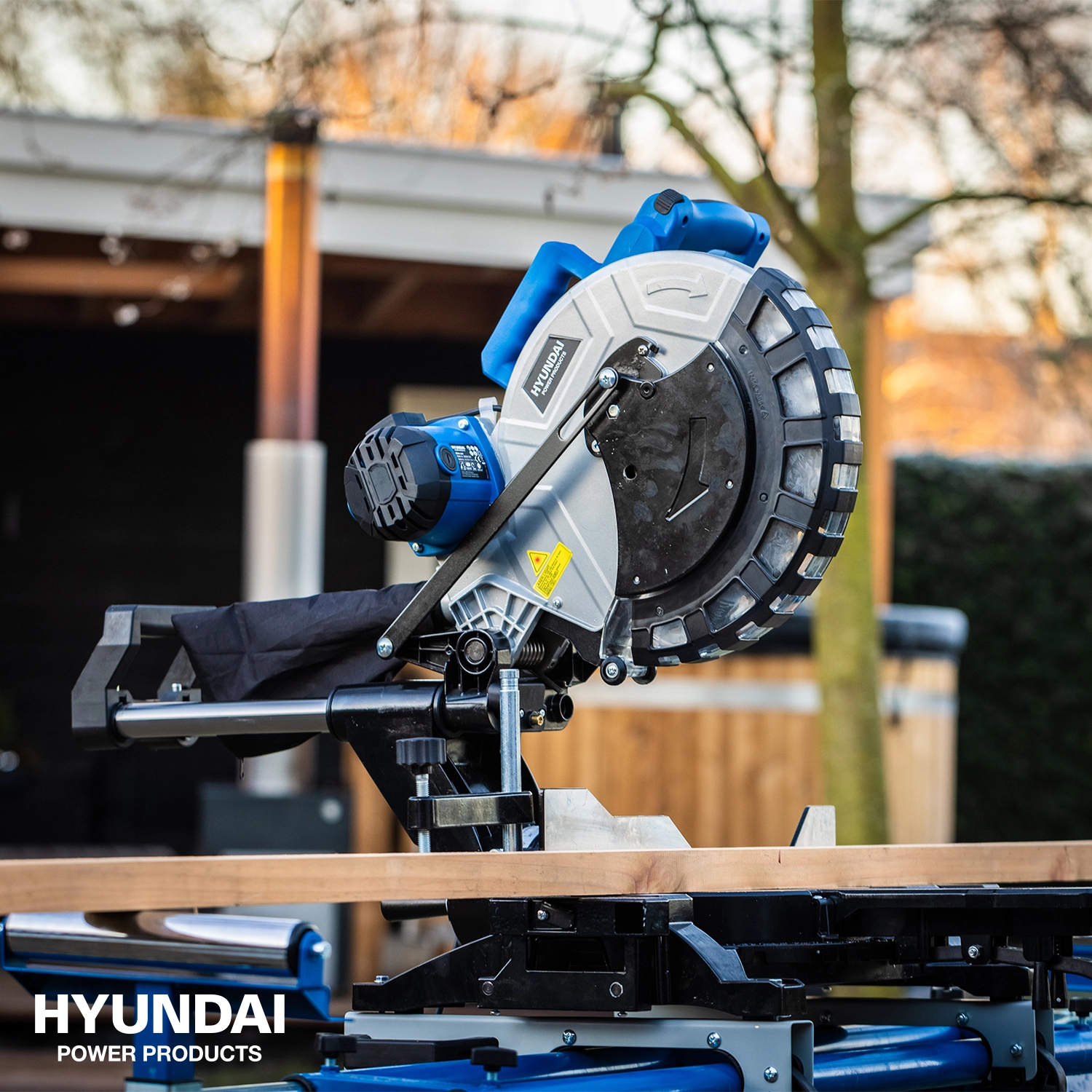 Hyundai 56256 Radiaal afkortzaag - 1800W - 305mm (2x 45°)
