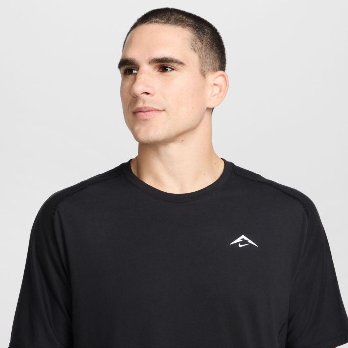 Nike Herre T-shirts Dri-FIT ADV Solar Chase SS Tee Sort