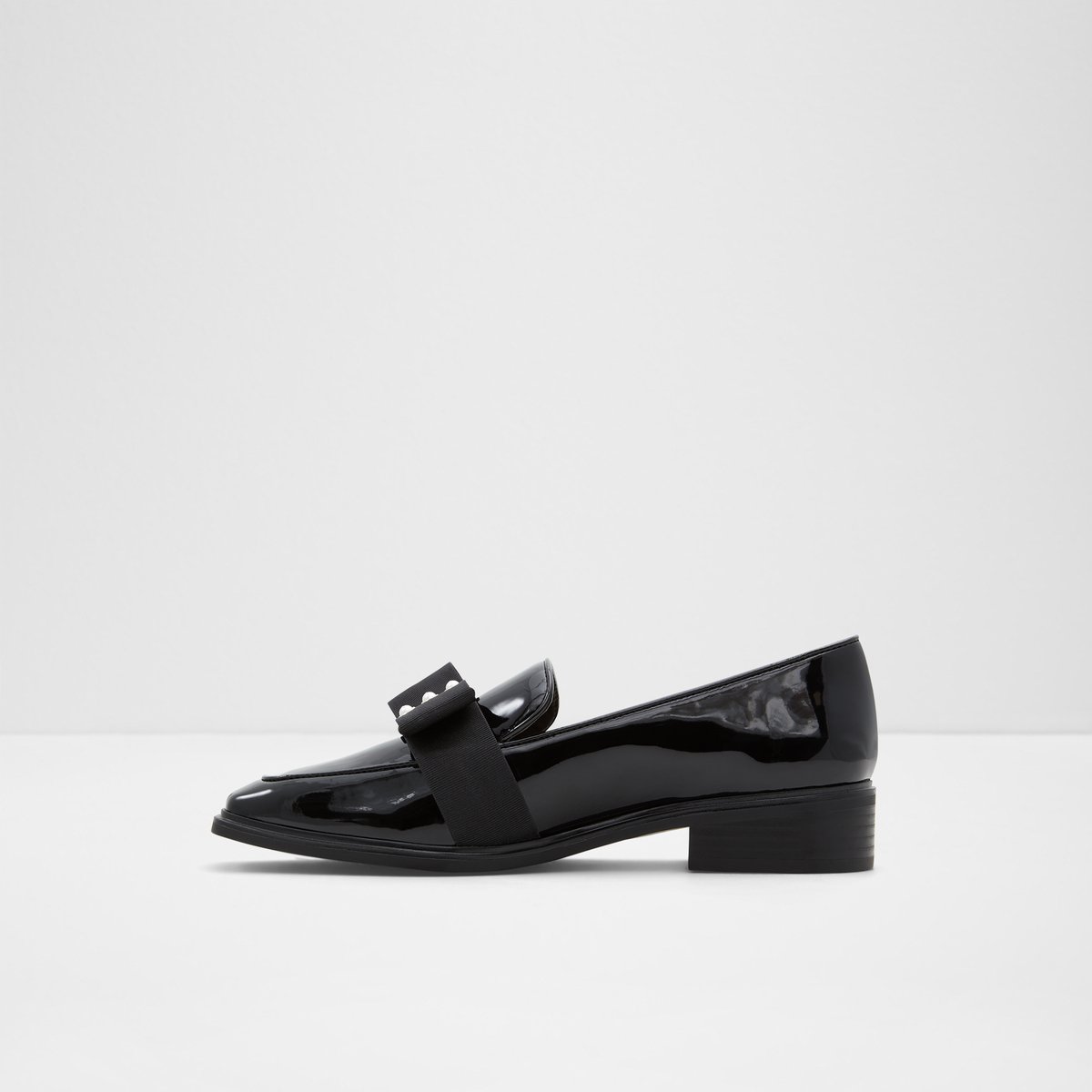 Hairalle Black Women Loafers & Oxfords