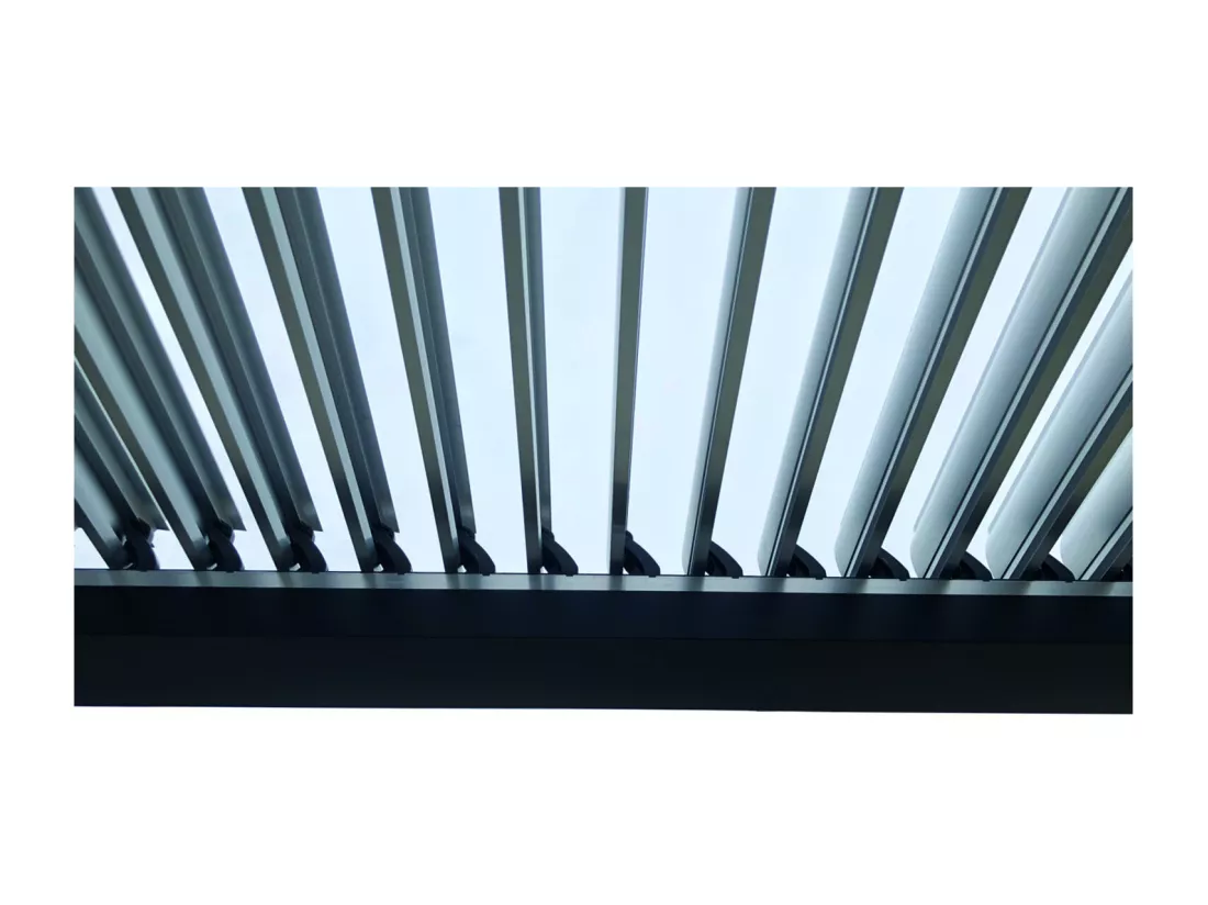 Pergola bioclimatique 3x3 m MILOS