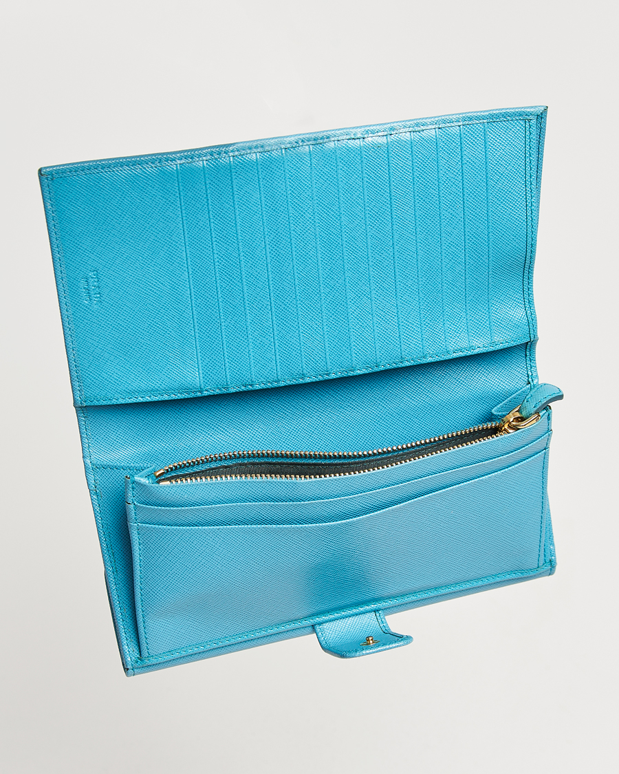 Prada Pre-Owned Saffiano Leather Wallet Light Blue