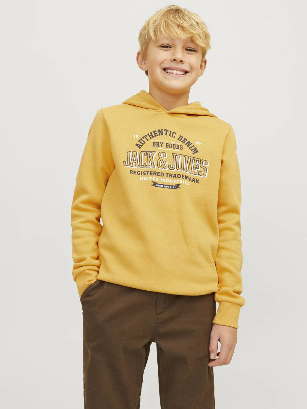 JACK & JONES hoodie JJELOGO met logo honinggeel