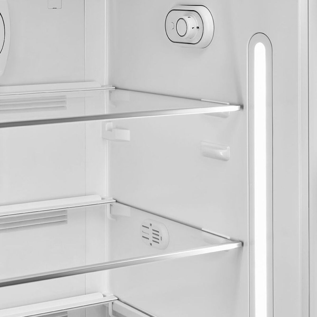 Smeg FAB28RDRU6 Kjøleskap Med Fryser 153cm Høyrehengt Rustrød