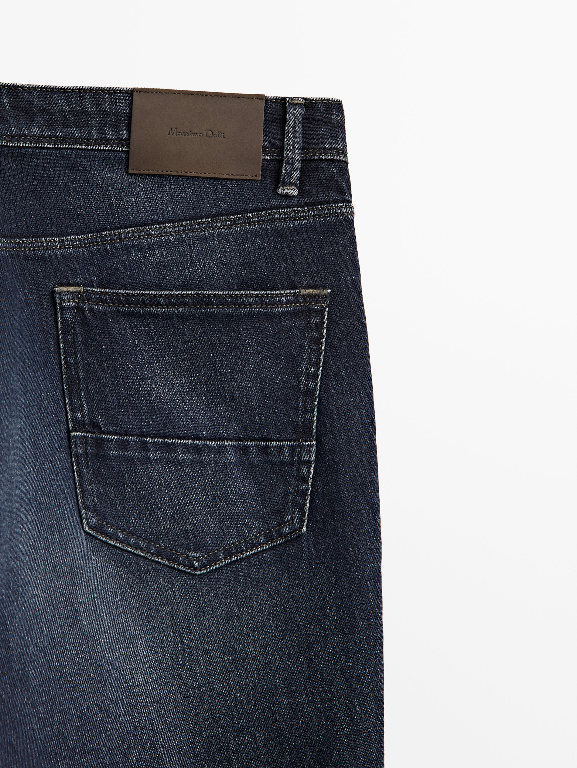 Calça vaquero com corte afunilado - INDIGO
