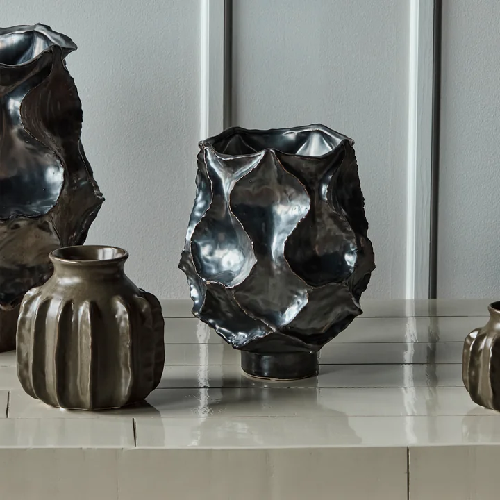 House Doctor - Waves Vase, H 25 cm, antik-metall