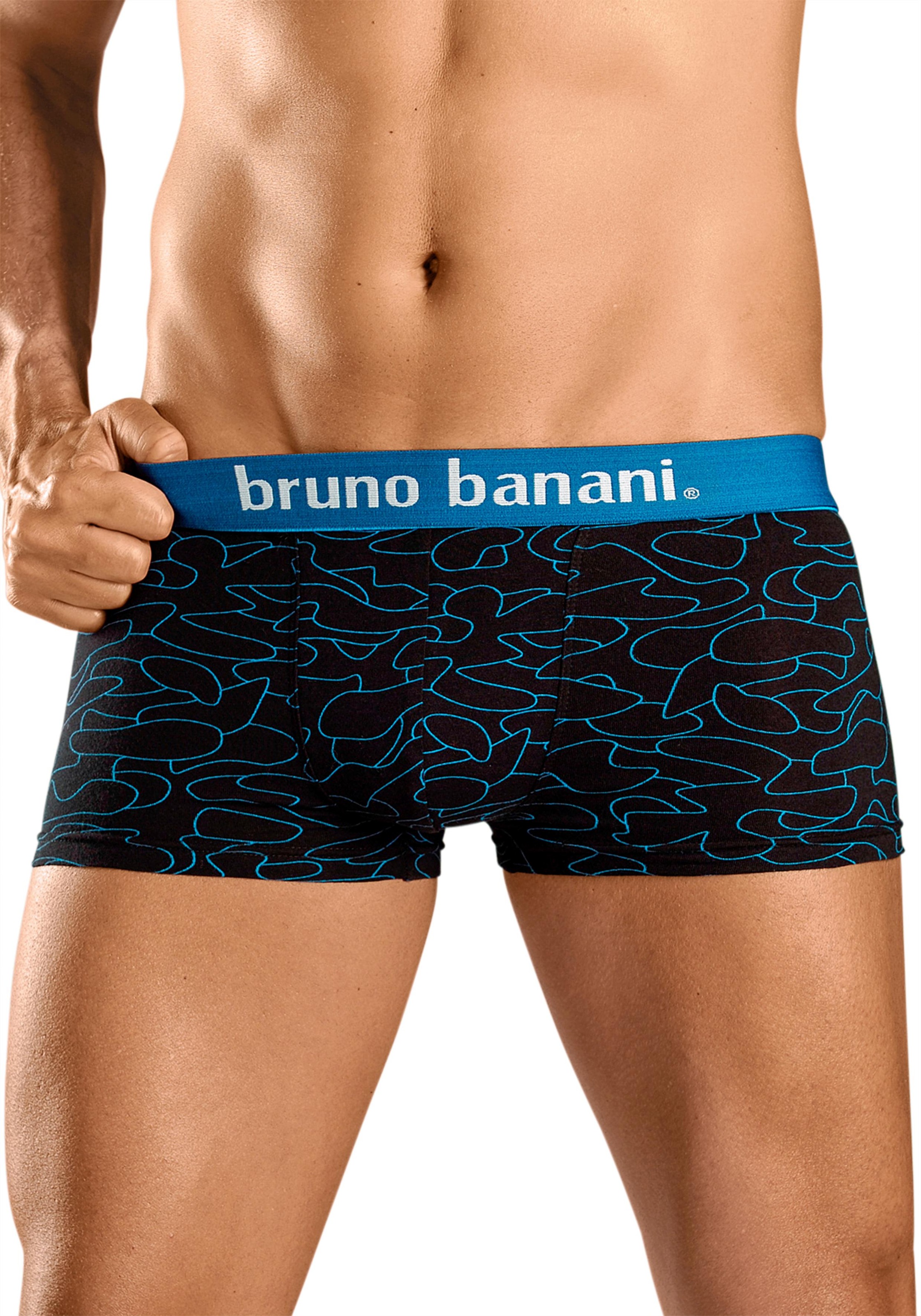 Bruno Banani Hipster, 4 Stk. knapp sitzende Boxershorts in uni oder gemustert aus Baumwollmischung