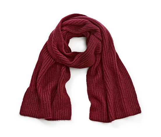 Strickschal mit Wolle