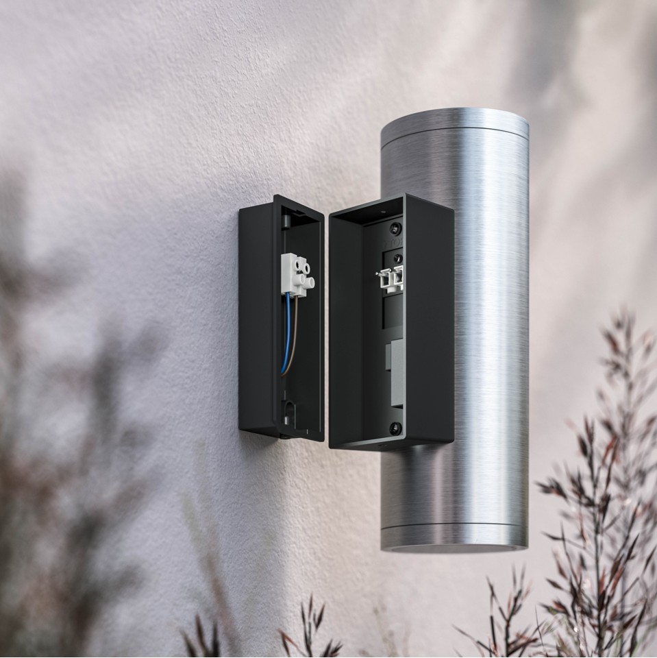 Philips Hue - Appear Wall Light - Hue Outdoor - White & Color Ambiance