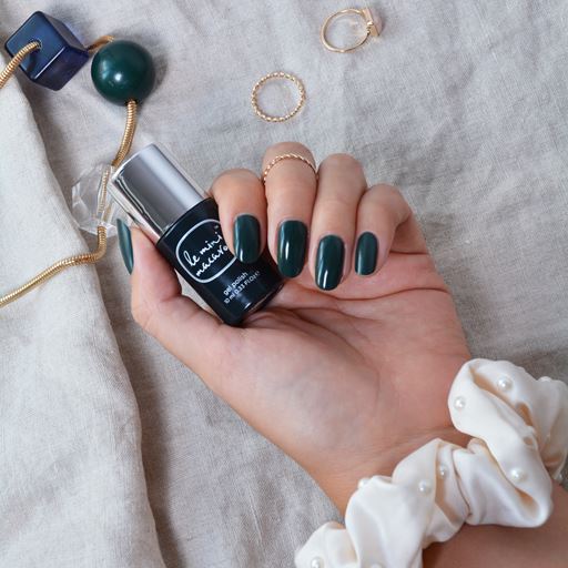 Le Mini Macaron Gel Polish, Winter Green