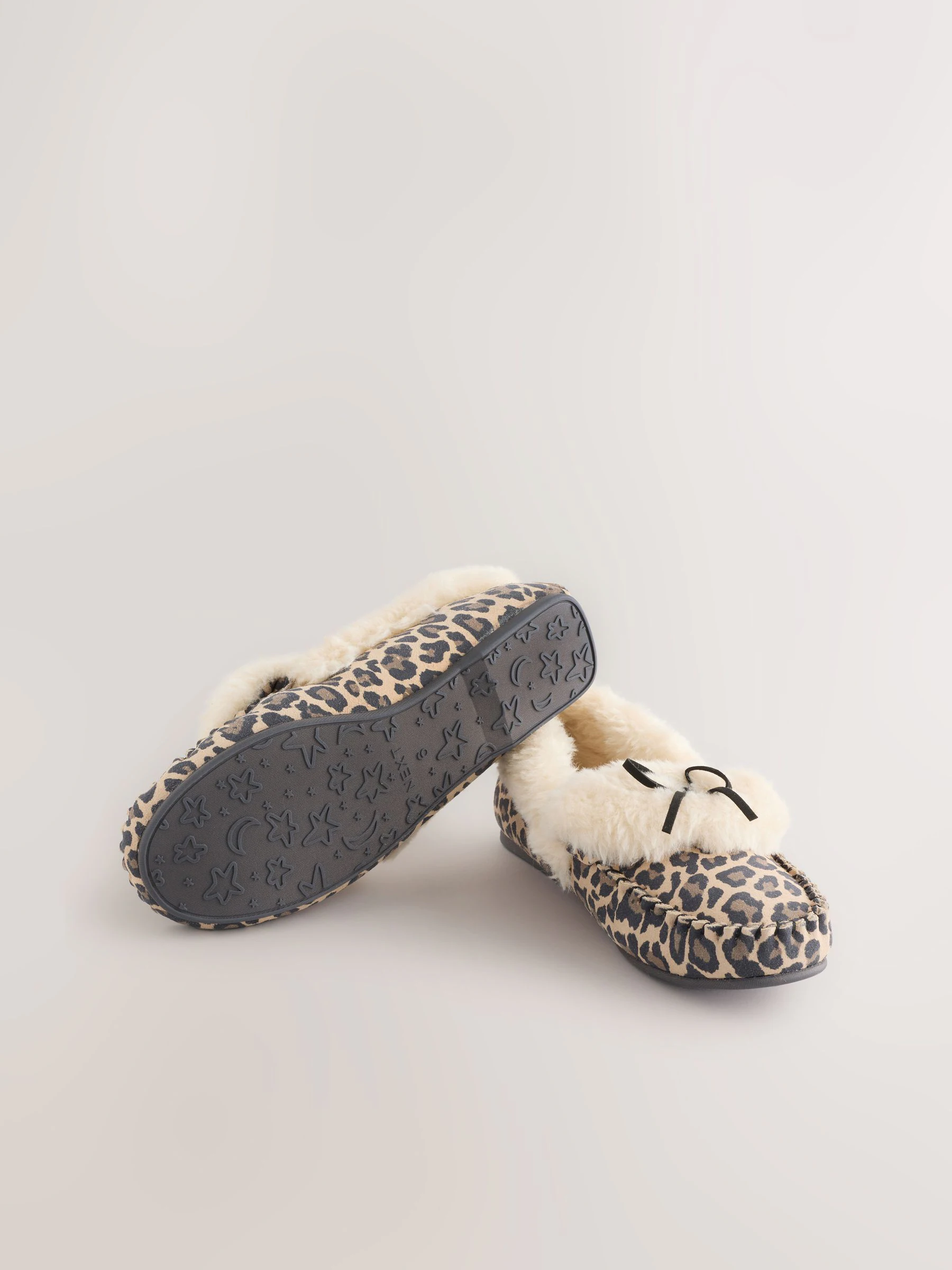 Lichtbruine dierenprint - Moccasin Fur Trim Slippers