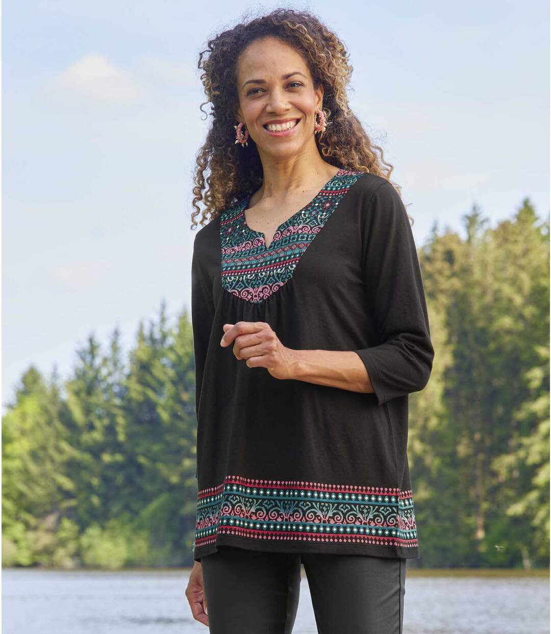 Tunique Noire Esprit Folk