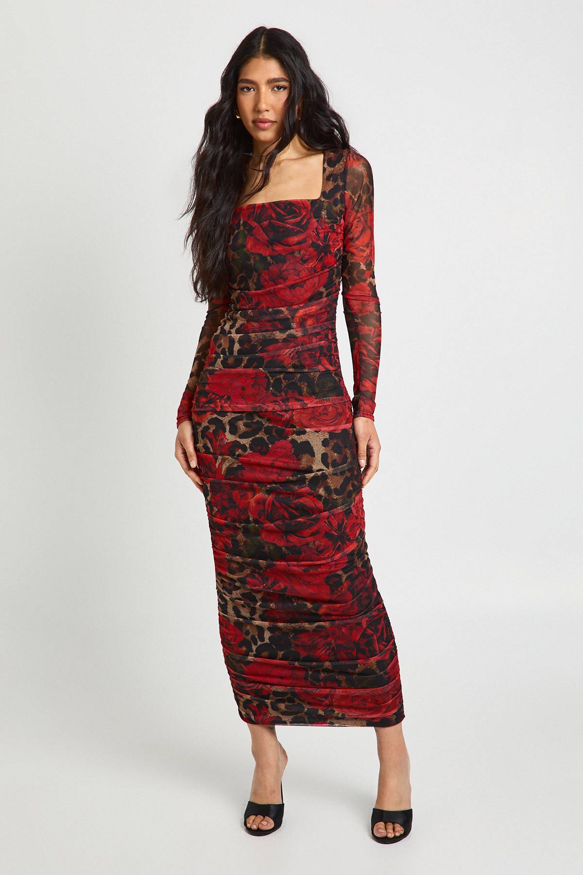 boohoo Robe Mi-Longue Tall à Imprimé Léopard Floral en Mesh avec Encolure Carrée et Fronces