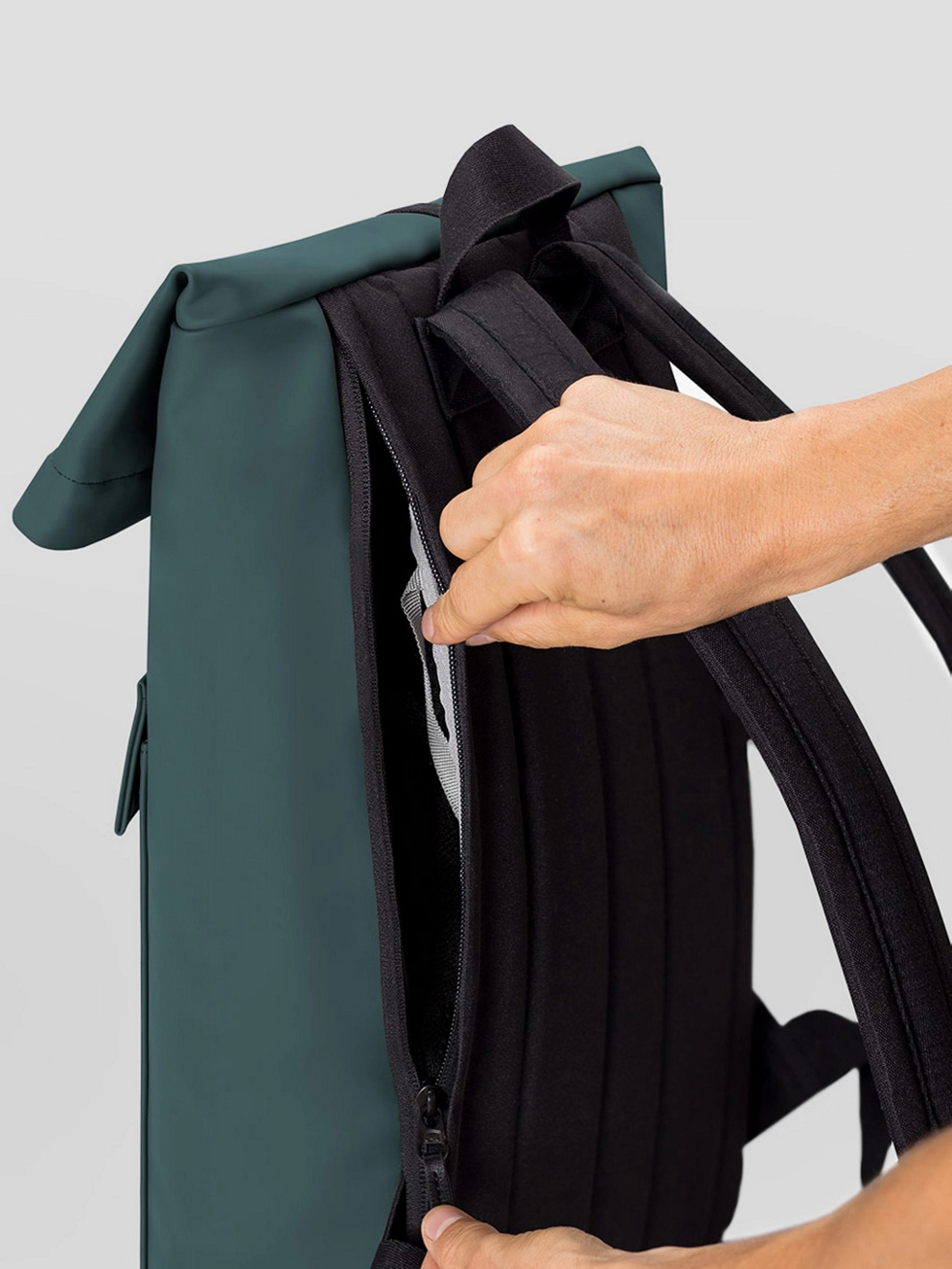 Ucon Acrobatics Jasper Lotus Backpack forest