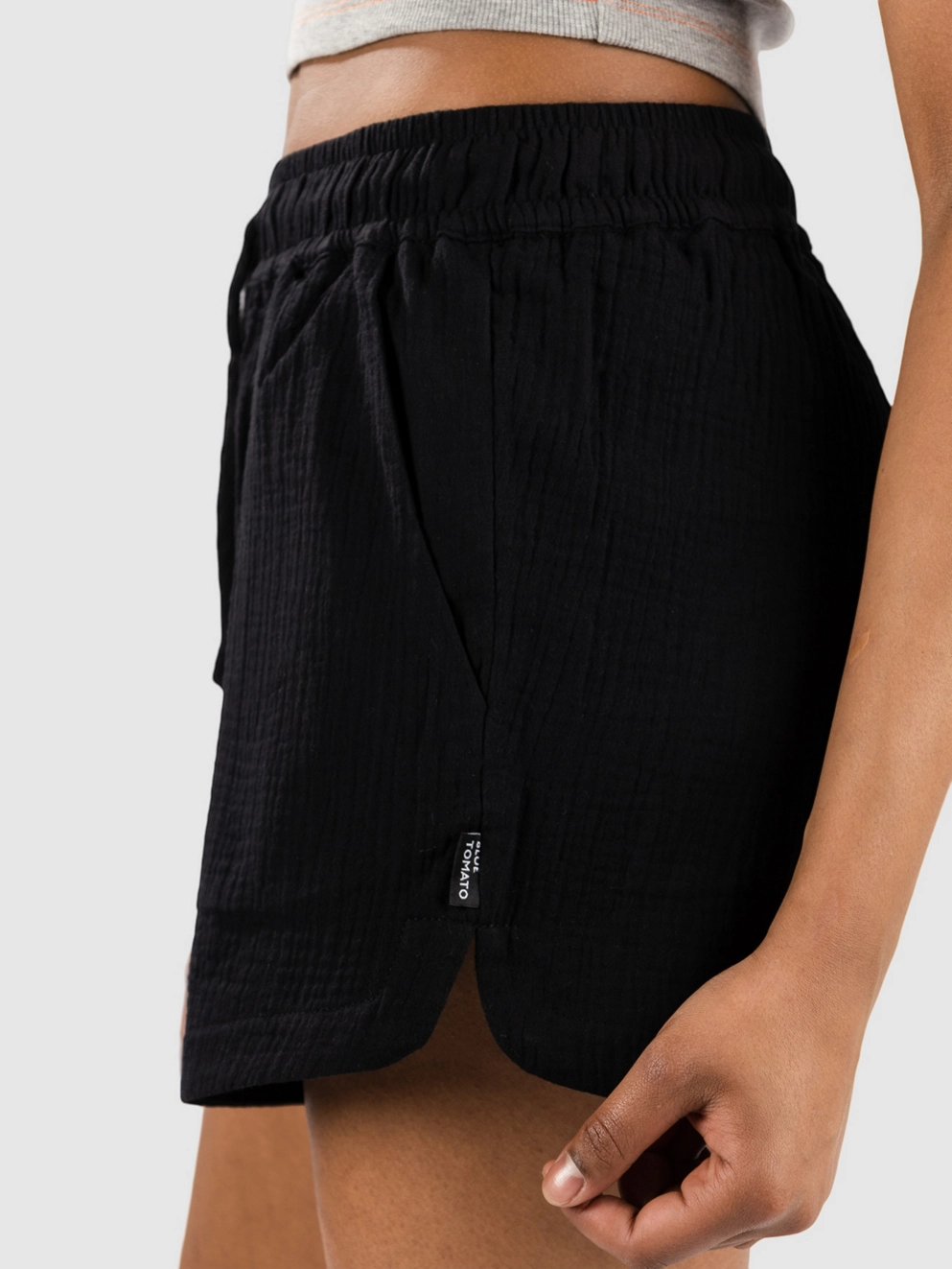 Blue Tomato Linen Shorts black