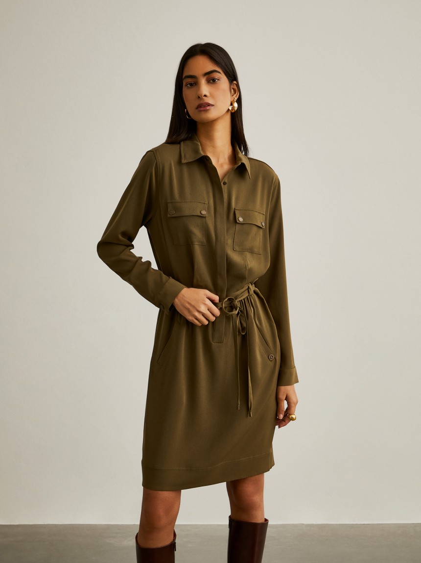 Vestido camiseiro com cinto