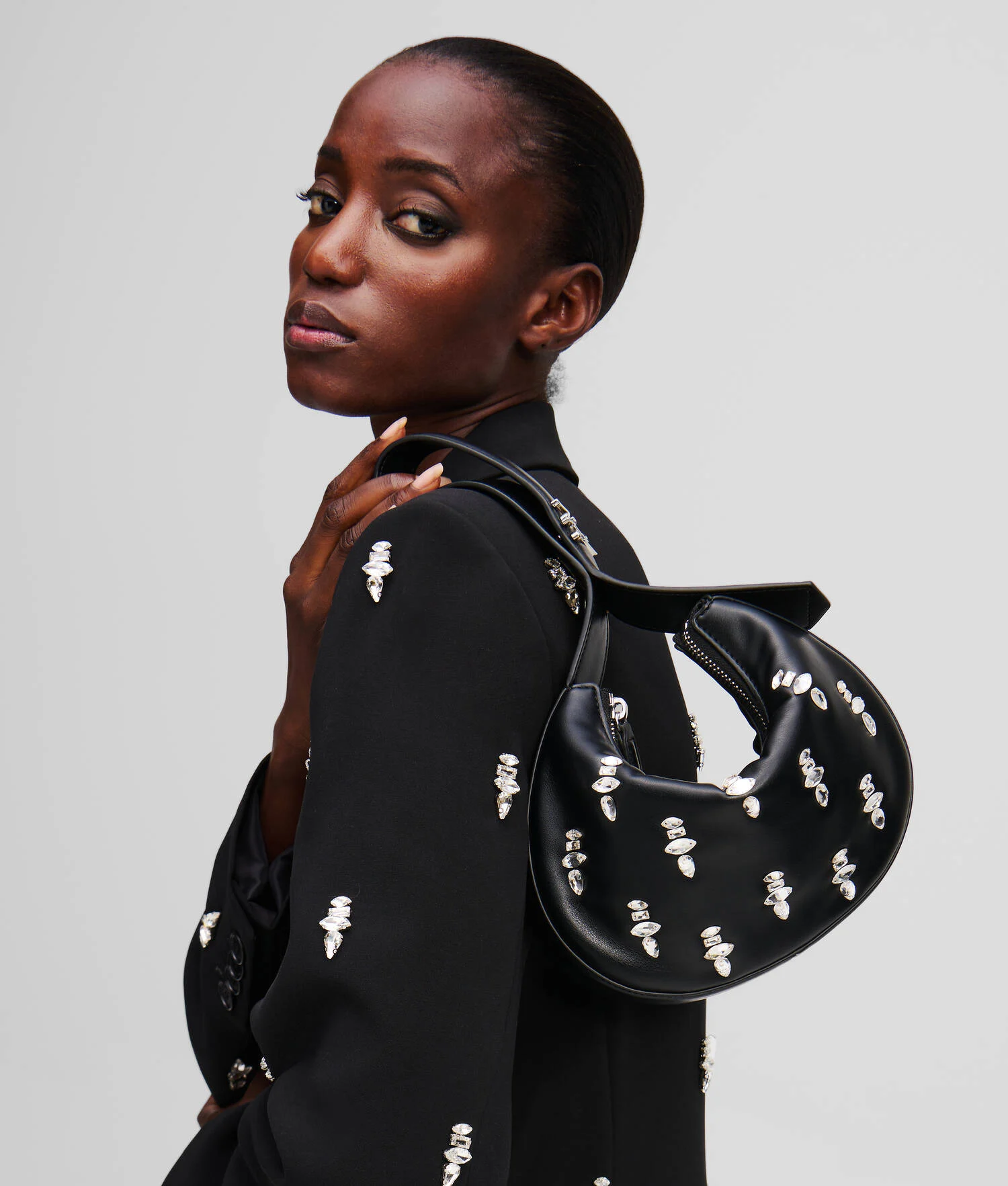 SAC DEMI-LUNE AVEC ORNEMENTS K/SOIRÉE - Noir