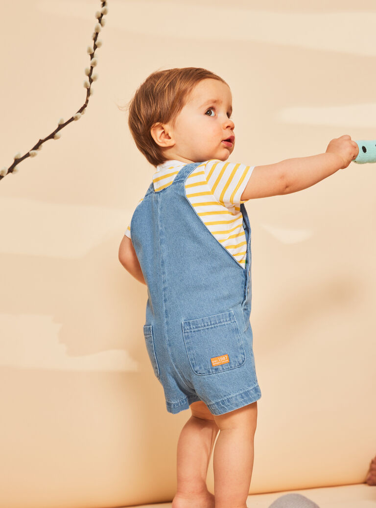 Salopette courte bleue en denim