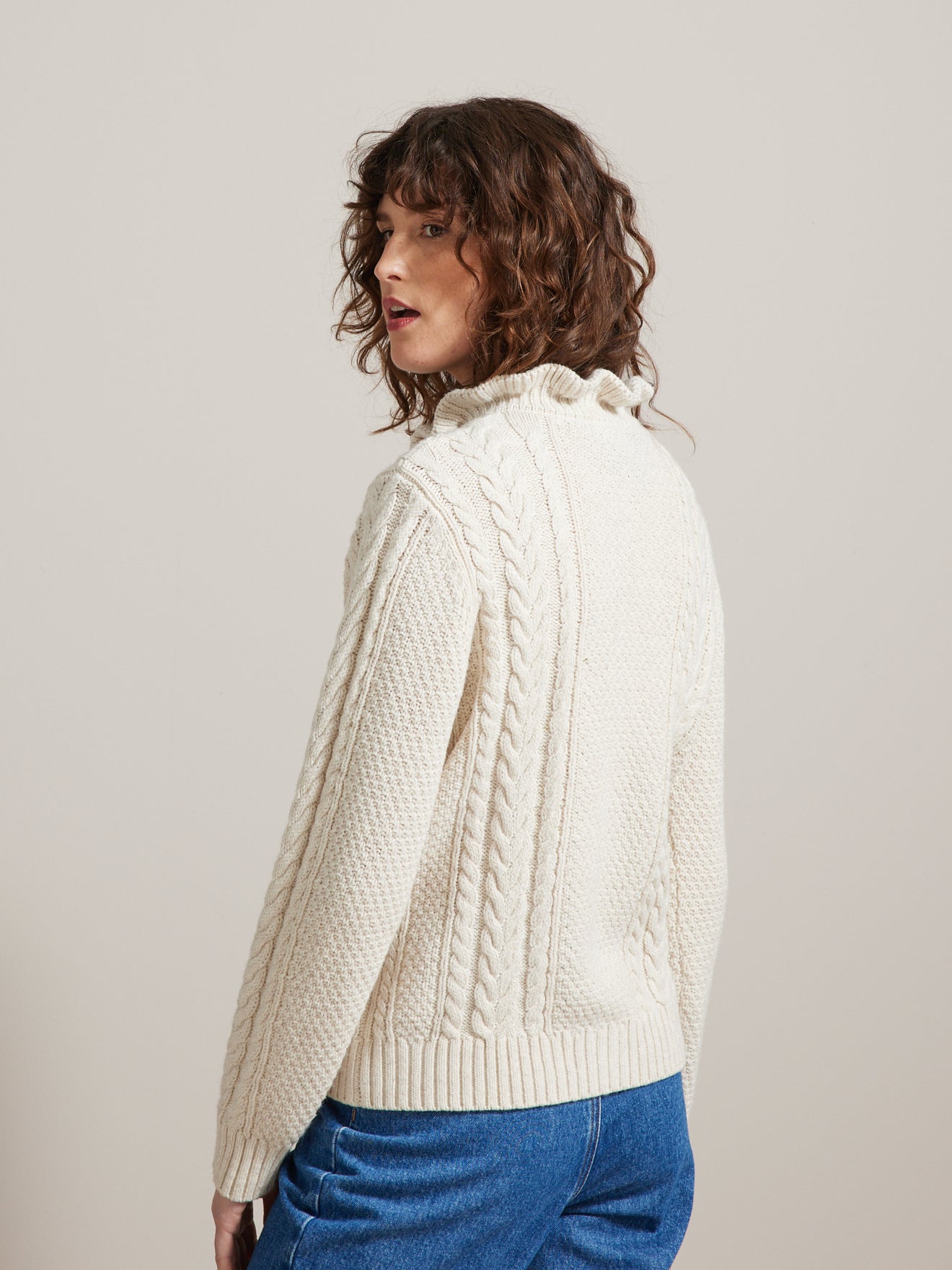 Gilet torsadé col froufrou femme - Laine RWS*