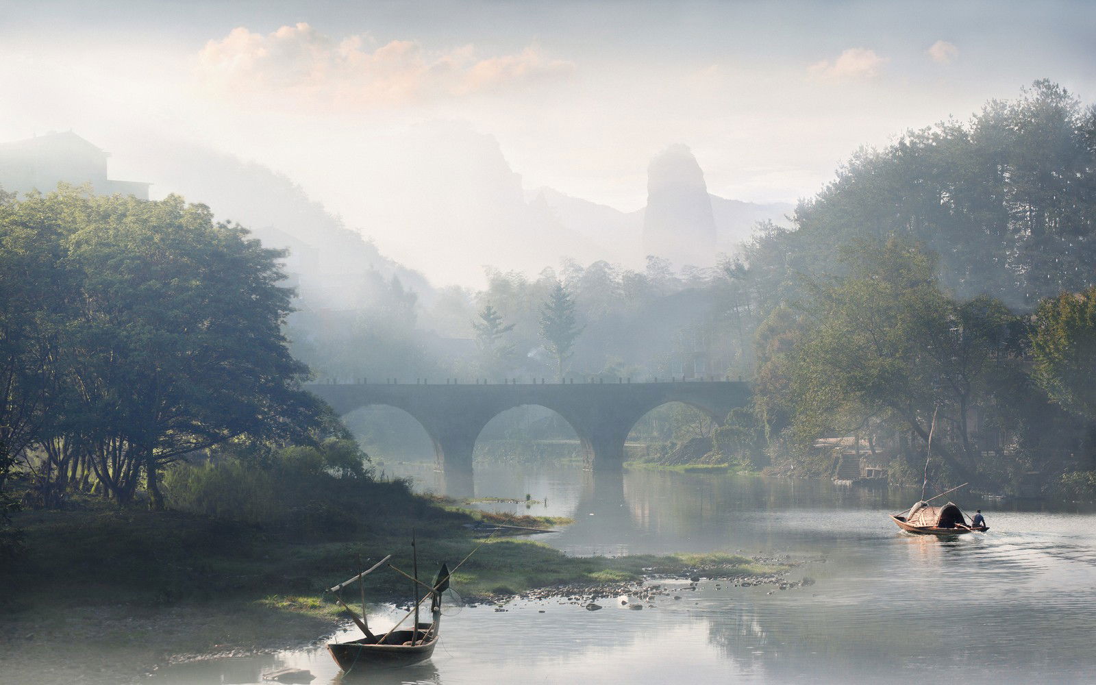 Noon on the river by Vladimir Proshin - Limited Edition. Edition of: 150. Signed.