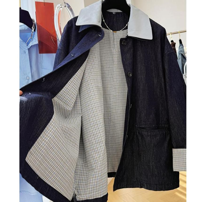 Fluffush - Denimjack met contrasterende kraag, geruit paneel en knoopsluiting