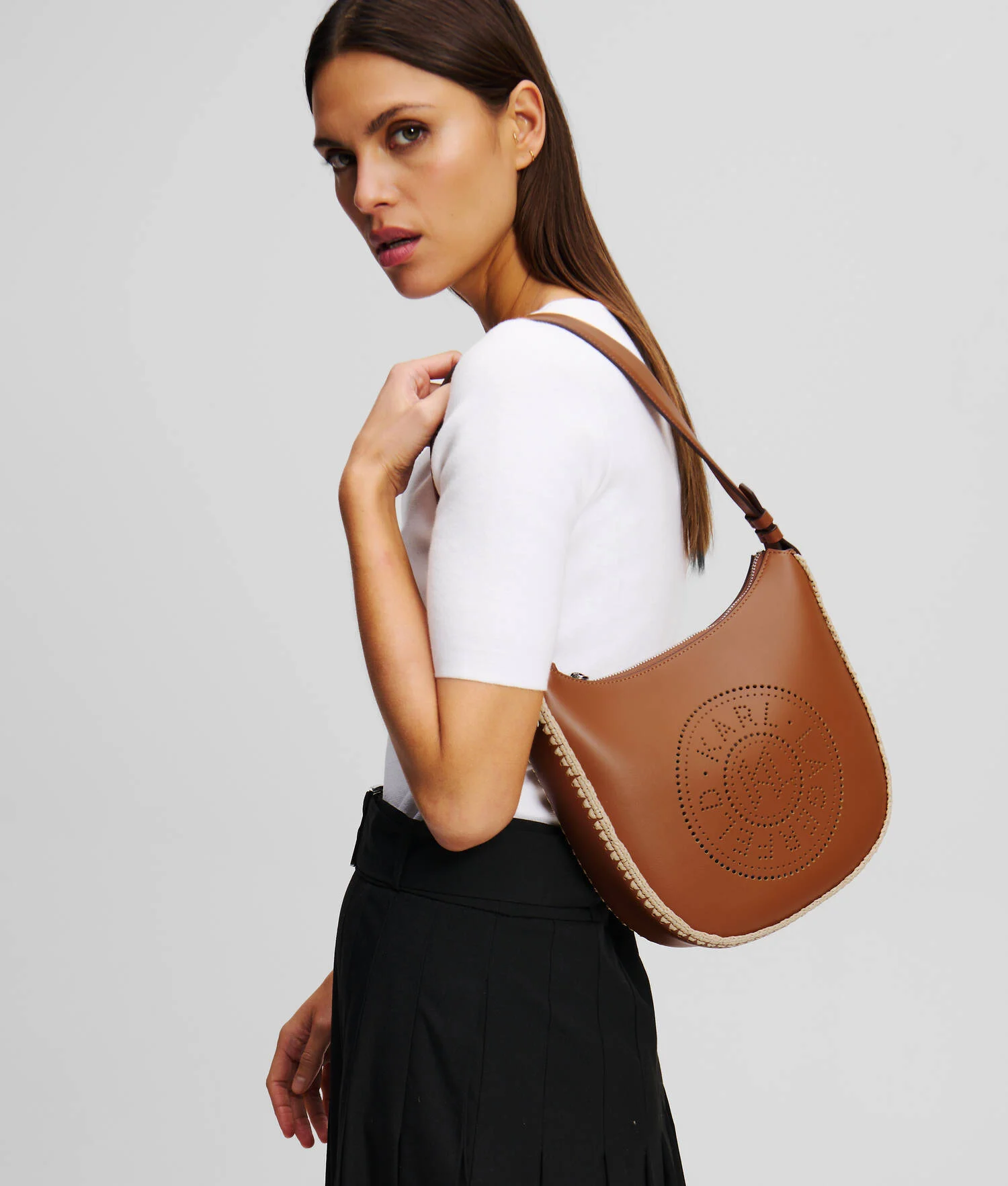 SAC PORTÉ ÉPAULE CROISSANT DE LUNE PERFORÉ K/CIRCLE - Naturel-Tan