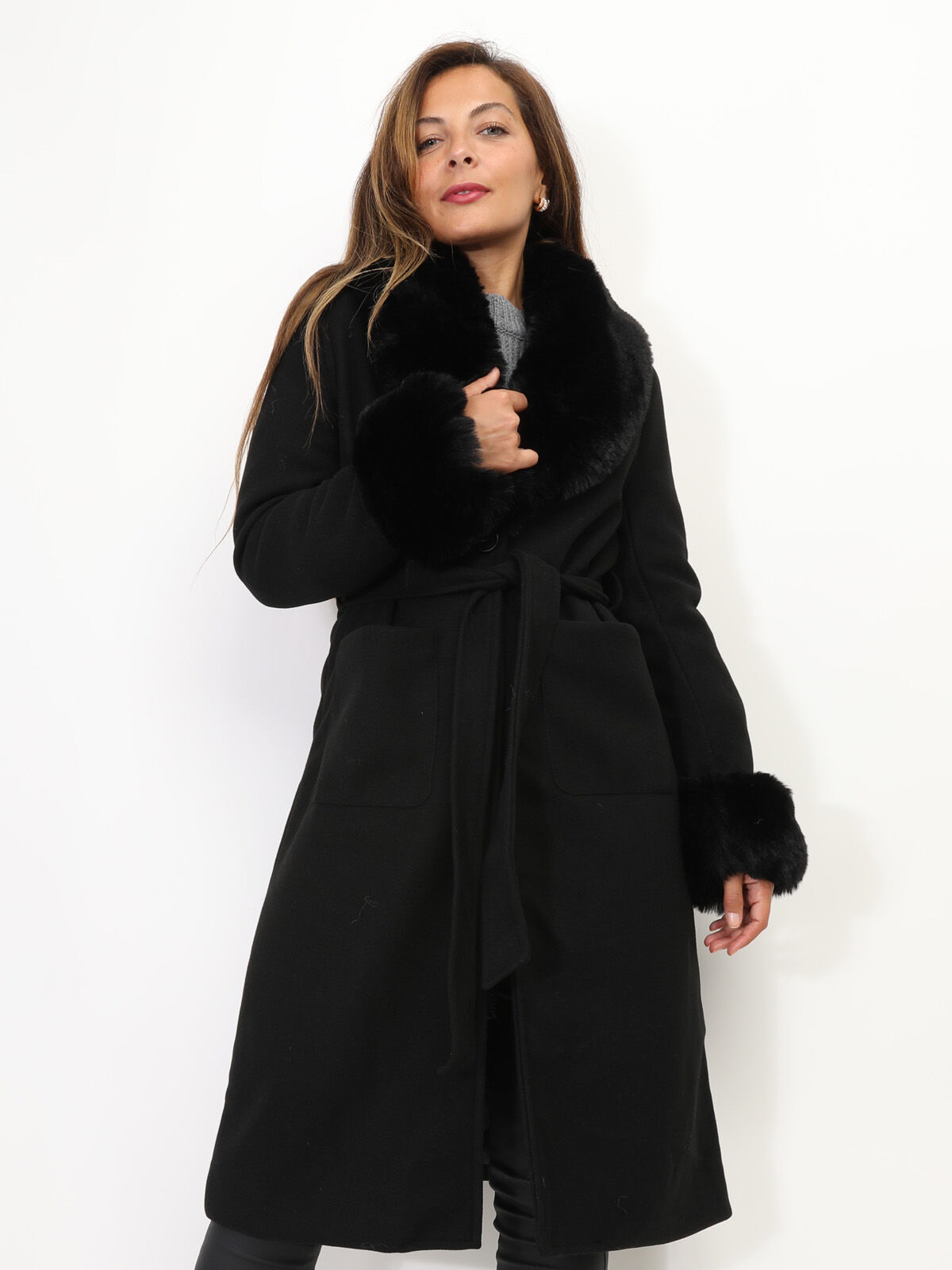 Manteau à col fourré- Noir