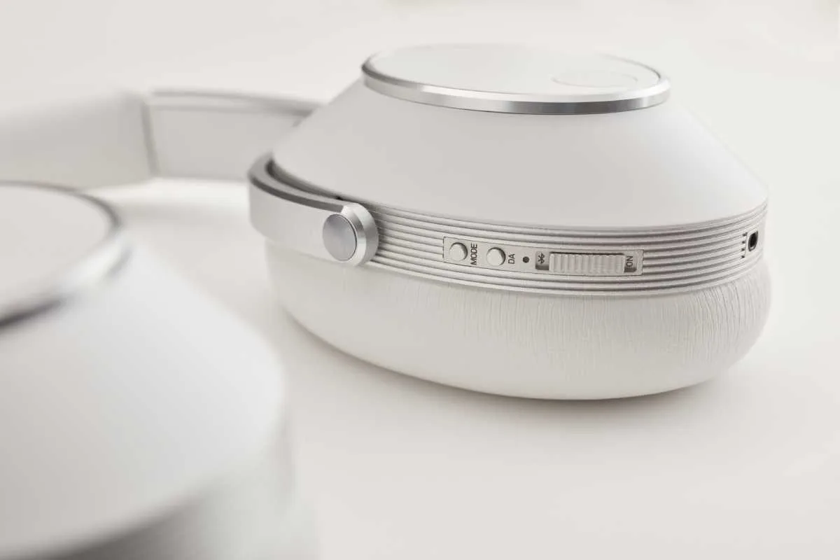 T A Solitaire T Blanc Casques Bluetooth