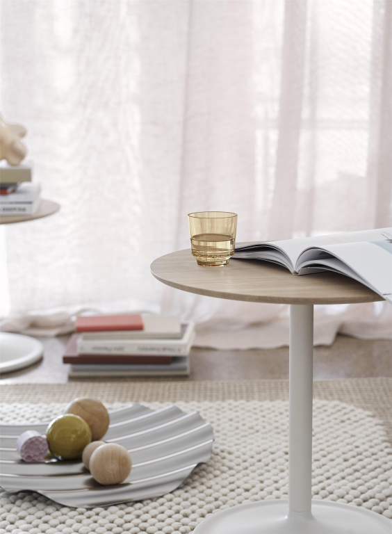 Muuto Soft bijzettafel Ø41x48 Beige Green Laminate