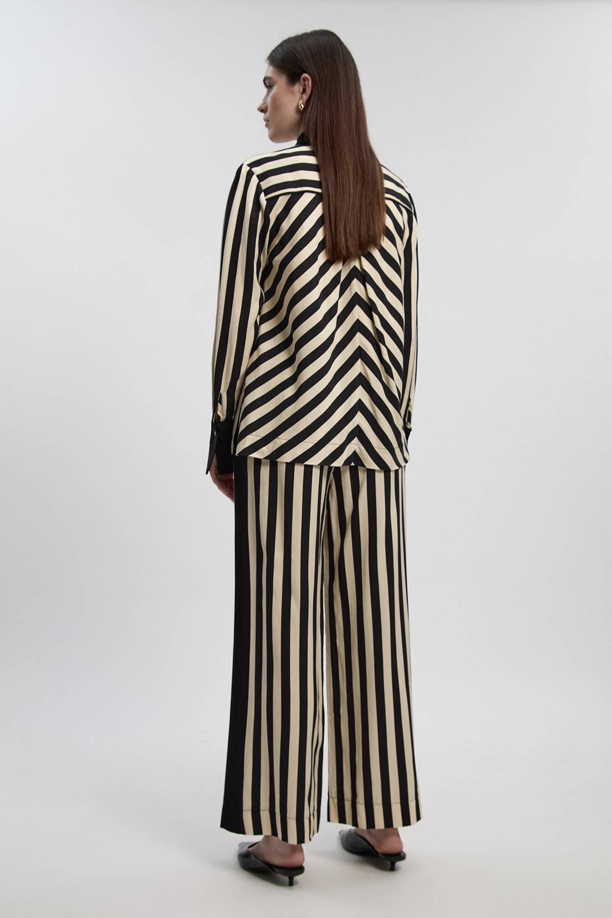 KarenMillen Pantalon Tissé en Mélange de Coton à Rayures Fluides Mono