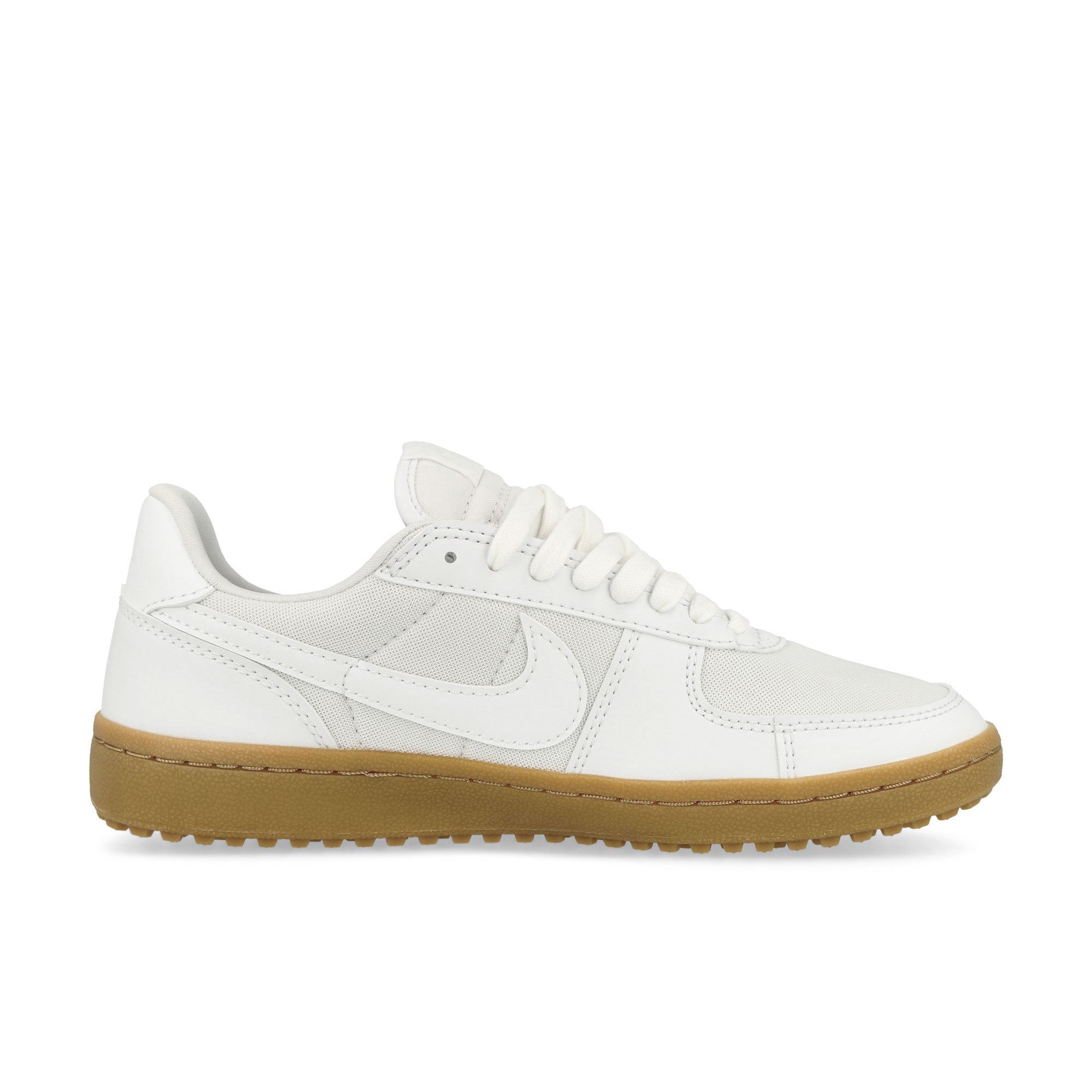 Nike<br>Wmns Field General