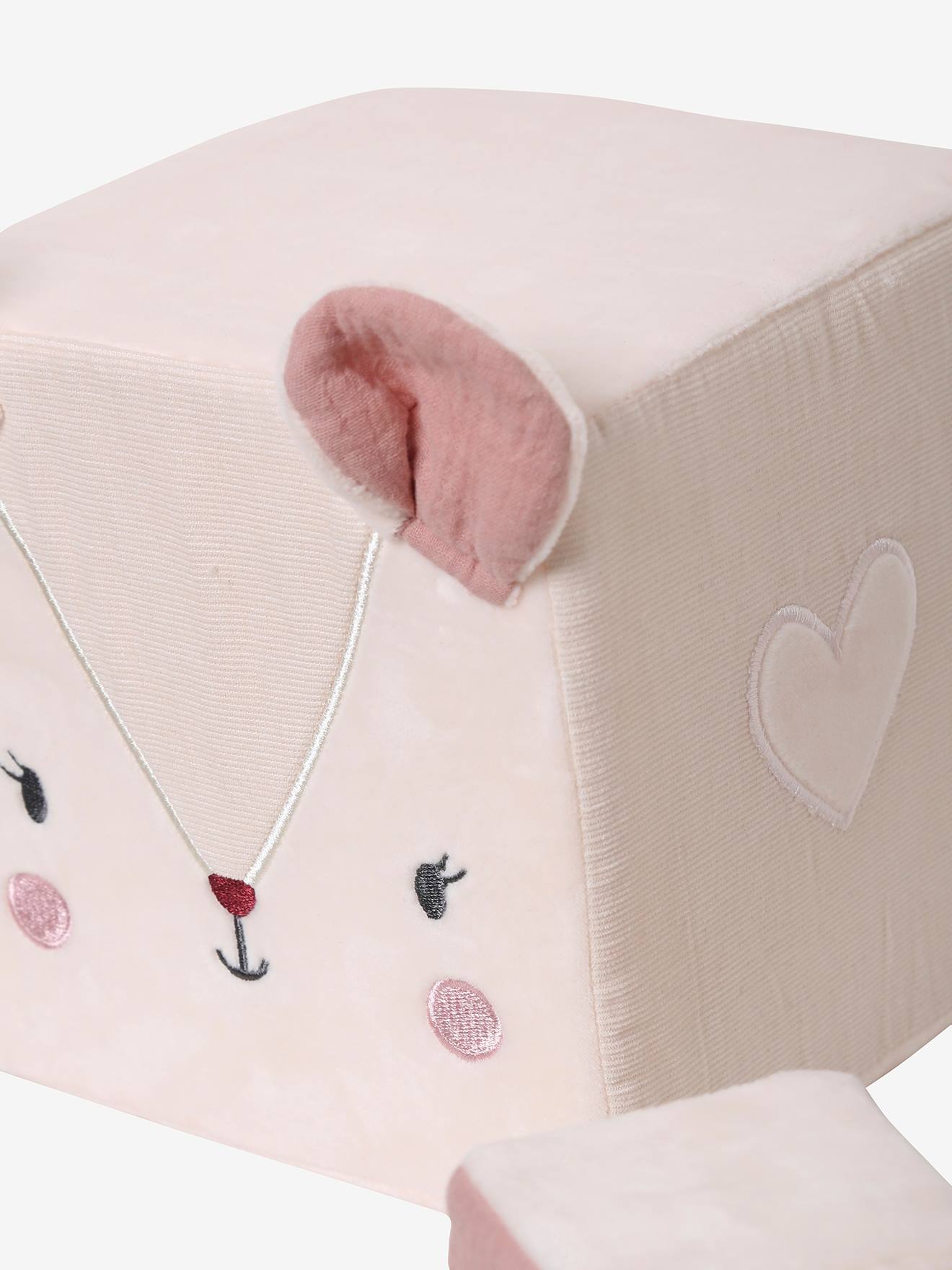 Cubos de tecido liso bege médio com estampas.