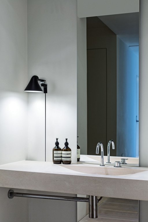 Louis Poulsen NJP short arm wandlamp LED wit