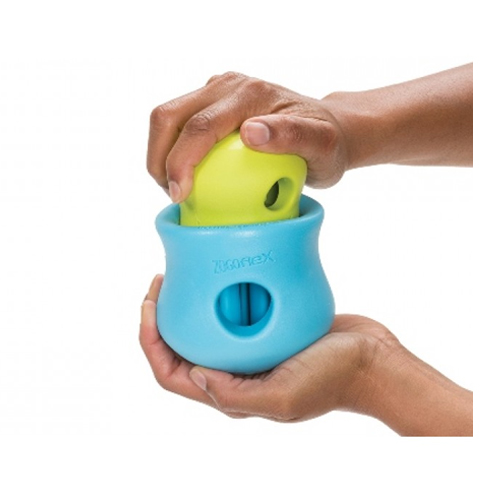 Zogoflex Toppl - Treat Toy