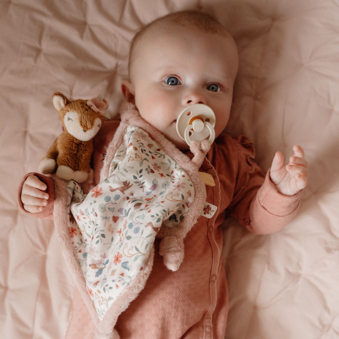 Little dutch knuffeldoekje hert