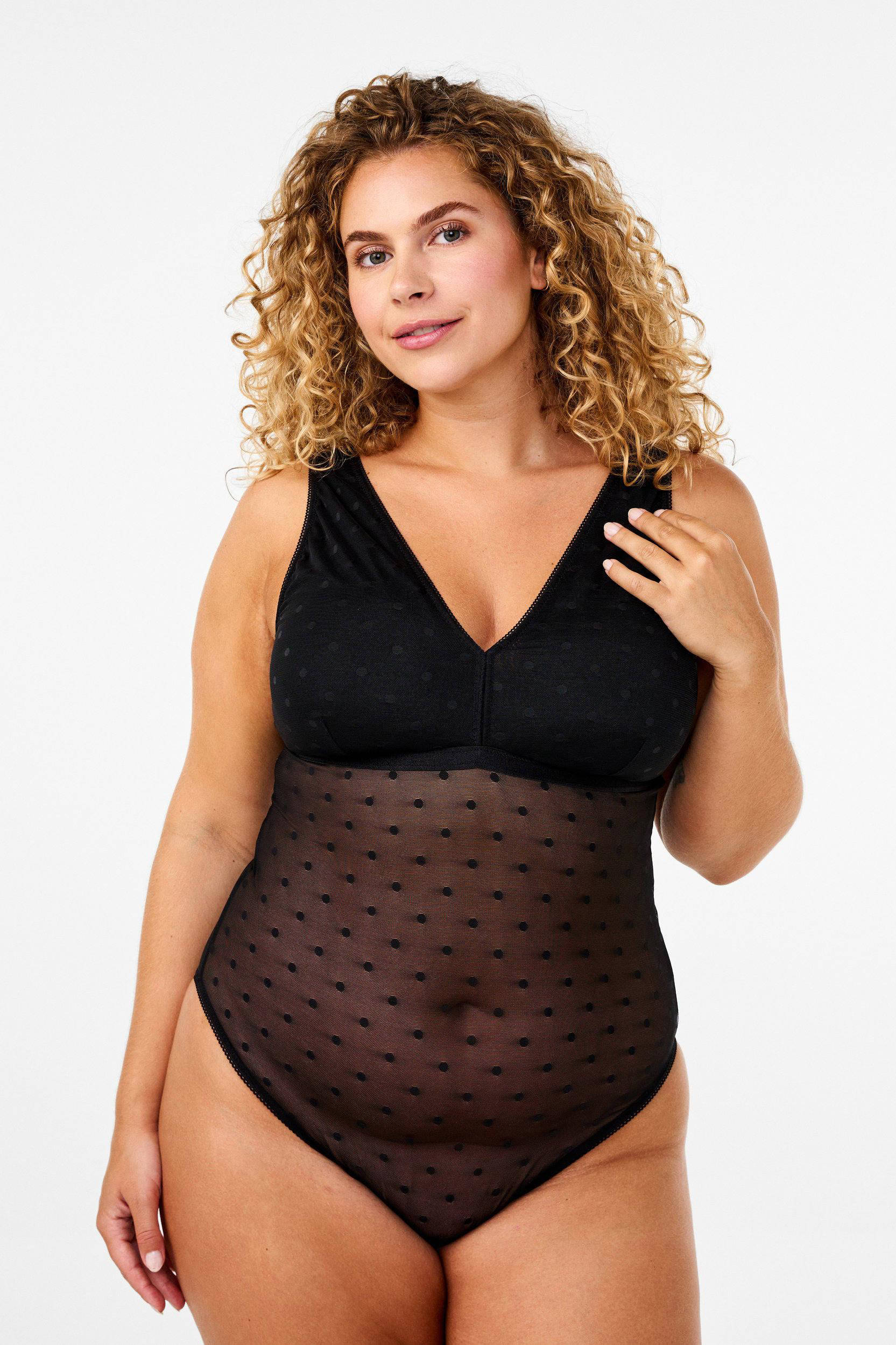 Zizzi body LARA zwart