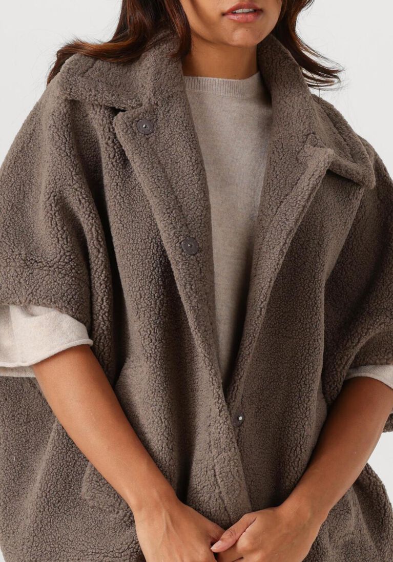 taupe knit-ted vest tam
